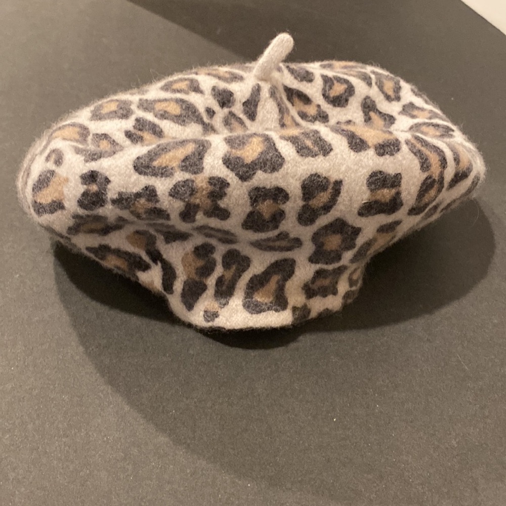Beret Cap leopard print
